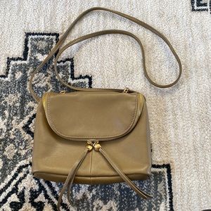 Hobo Fame Crossbody in (color) Aloe.
